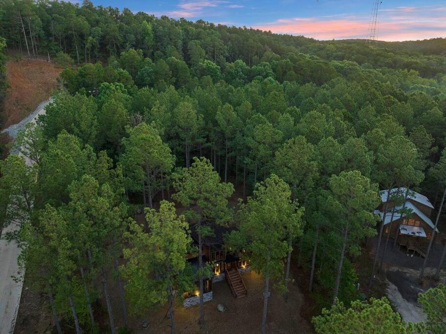 Ember Skye Cabin - 2 Bdr & Bunk Nook/2.5 Bath Broken Bow Exterior foto
